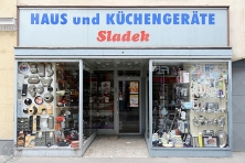Haus- und Küchengeräte Sladek: 1120 Wien, Reschgasse 10