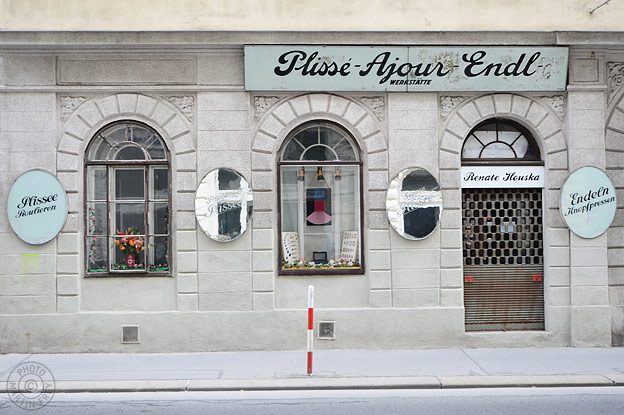 Plisse-Ajour-Endl Renate Houska: 1080 Wien, Piaristengasse 26