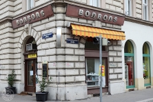 Bonbons: 1090 Wien, Bauernfeldplatz 4