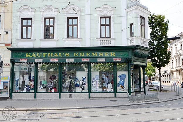 Kaufhaus Ulrich Kremser: 1140 Wien, Breitenseer Strasse 1