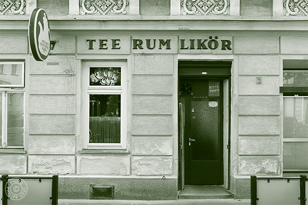 Tee Rum Likör Gerhard Densa: 1140 Wien