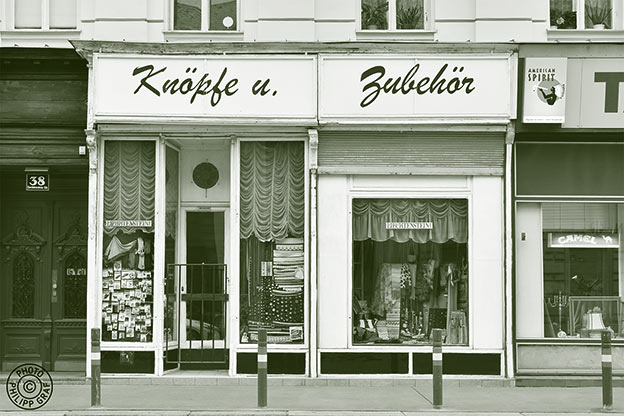 Knöpfe und Zubehör: Wien 1090